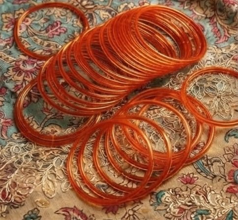 8 Pcs Trendy Glossy Jelly Glass Bangles - الصورة 3