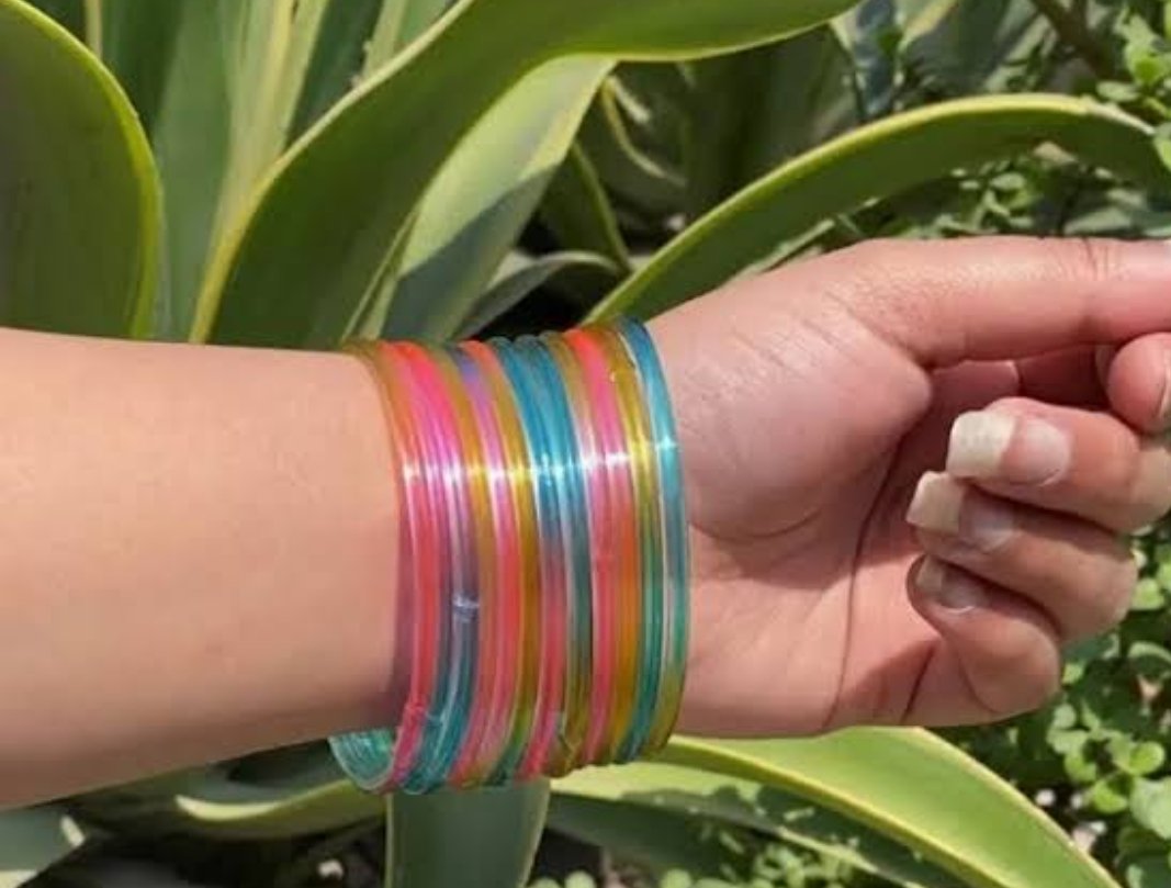 8 Pcs Trendy Glossy Jelly Glass Bangles - الصورة 3