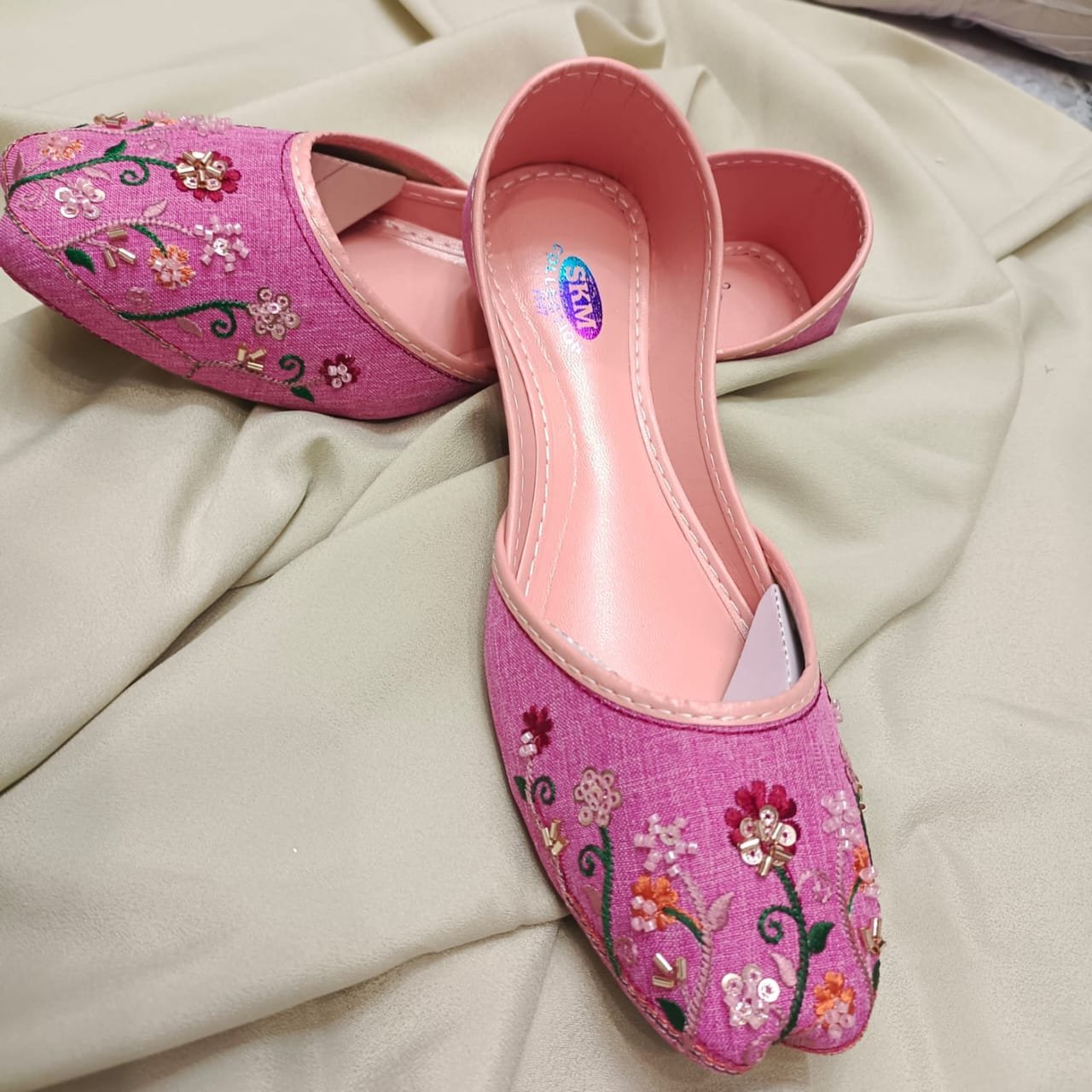 Khussa for girls - الصورة 3