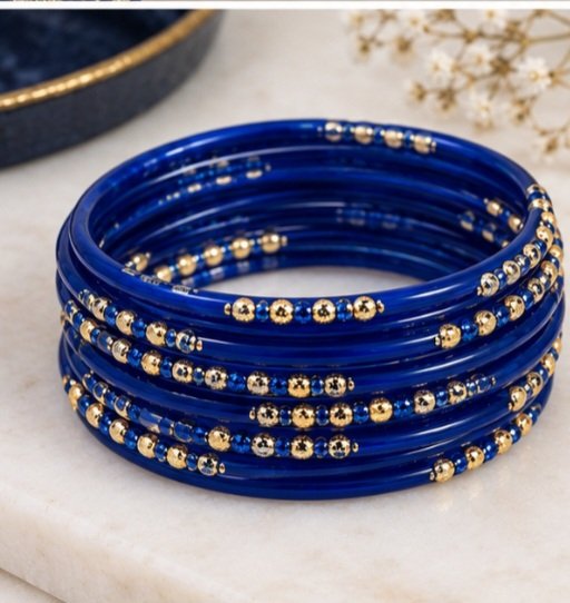 Dotted glass bangles 8pcs - Image 3