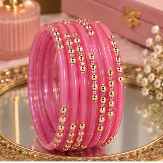 Dotted glass bangles 8pcs