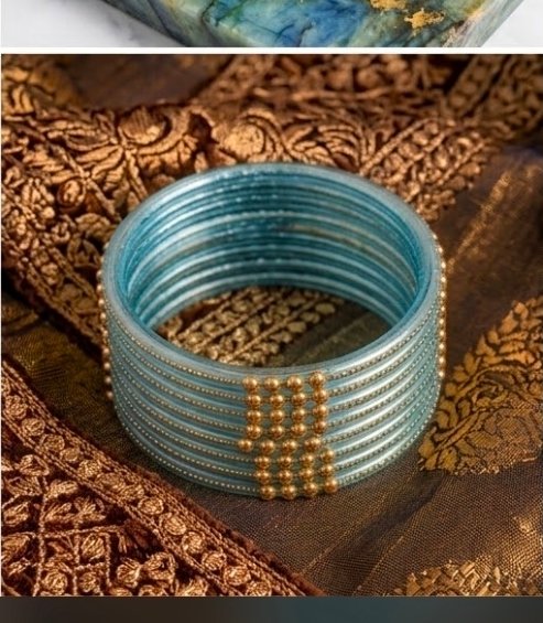 Dotted glass bangles 8pcs